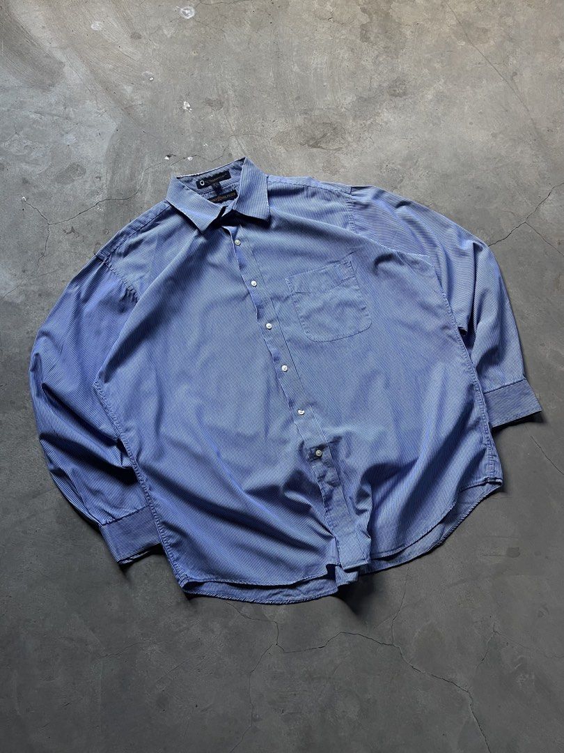 Vintage Tommy Hilfiger button down shirt (Category: Tshirts & Polo Shirts ) located in Cabuyao City. Submitted by jam_mandilag (Listing ID 1459212477, Image 2). Description: Width:26 Length:30.5 Tag: Tommy Hilfiger Size: xxl Color Rate: 8/10 Condition: 8/10 Issue: distress on collar Mode of payment: Gcash Mode of shipping: J&T and lalamove For more information kindly click the “send message button” and other details of the item. Location: cabuyao