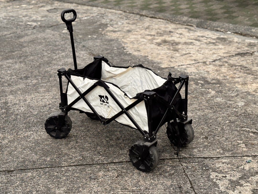 WAQ Foldable Wagon (Category: Outdoor Furniture) located in Bulacan. Submitted by rock_off.thriftshop.ph (Listing ID 1459147664, Image 2). Description: .