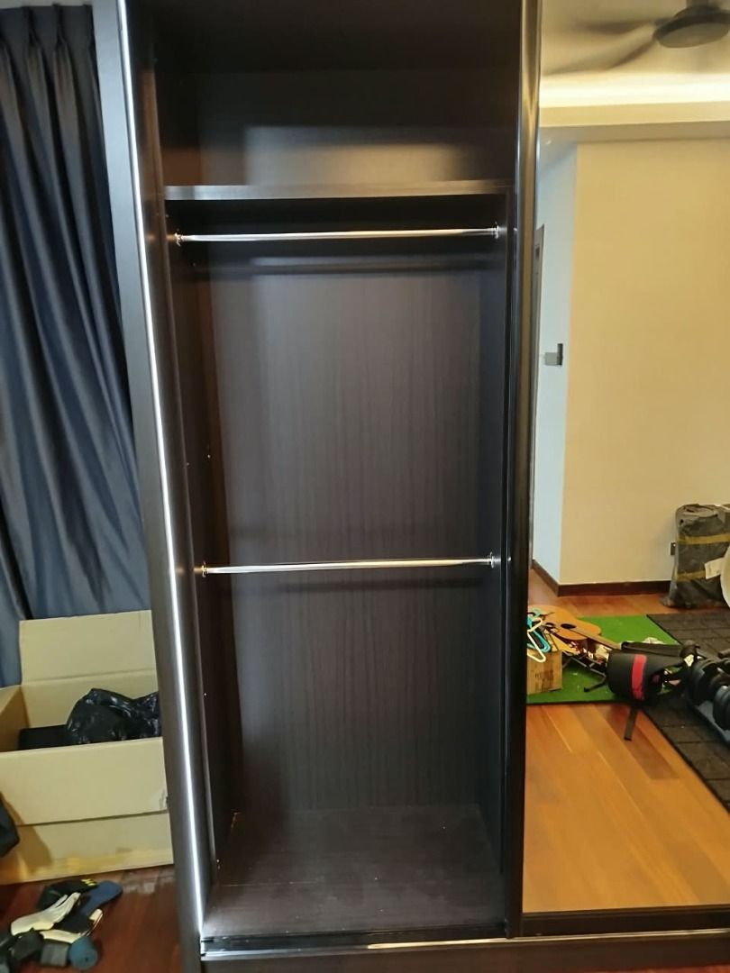 Wardrobe Code:W-83 (Category: Shelves, Cabinets & Racks) located in Petaling Jaya. Submitted by micron1786 (Listing ID 1459110698, Image 3). Description: [**Price above DOES NOT INCLUDE of delivery & Installation**] H 2400mm W 1800mm D 600mm Code :W-83 Available :1 Condition : Goods We are specialist in BUY or SELL New/Used Home Furniture or Office Equipment [ Micron Furniture Trading sdn bhd ] 20 , Jalan PJS 3/46 , Sri Manja Square , Taman Sri M