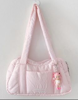 (Category: ) located in . Submitted by kimseulbii (Listing ID 1459263639, Image 1). Description: .