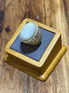 (Category: ) located in . Submitted by AntiqueAuthenticSG (Listing ID 1459159564, Image 1). Description: .