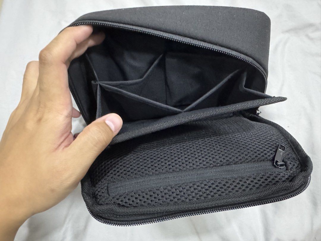 Wotancraft Tech Pouch (Category: Belt bags, Clutches and Pouches) located in Makati City. Submitted by alonzojason (Listing ID 1459252567, Image 3). Description: Wotancraft Tech Pouch Got it as part of 2025 Holiday Program Not available for purchase New and unused RFS: Decluttering Location: Fairview.