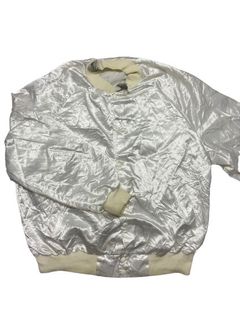 (Category: ) located in . Submitted by casperfly_store (Listing ID 1459207212, Image 1). Description: .