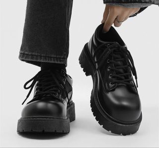(Category: ) located in . Submitted by chromehearts888 (Listing ID 1459120351, Image 1). Description: .