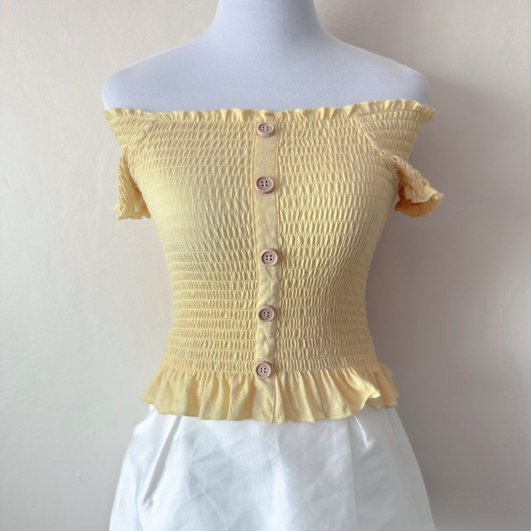Yellow Smocked Off-Shoulder Top (Category: Others Tops) located in Antipolo. Submitted by rosywardrobe (Listing ID 1459168228, Image 2). Description: 🎀 MAKE READING A HABIT 🎀 • No order form, no reservation! • Strictly 1 day reservation • Payment first before order processing • No return, No exchange • Don’t make an offer if you’re not 100% sure • No shipping every weekends — PAYMENT CHANNELS — • GCash • Gotyme • Maya • BDO • BPI • Unionbank — 