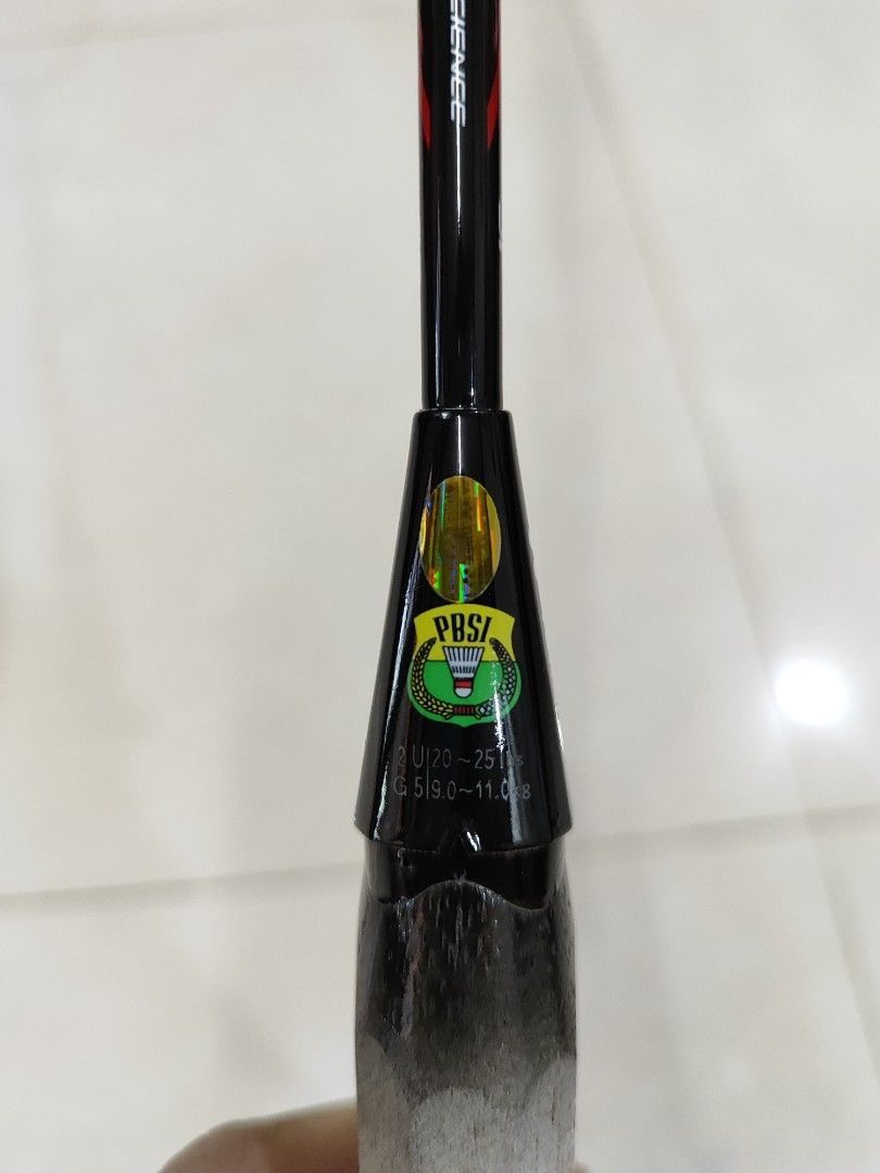 Yonex Badminton Racket (Category: Racket and Ball Sports) located in Manila. Submitted by natsjo97 (Listing ID 1459157767, Image 2). Description: Genuine Yonex Arcsaber Z Slash. No bag available Current stringbed: Yonex Aerobite String tension: 30lbs Haven't been used regularly so I removed the old grip. The price is negotiable just hmu. RFS: Shifted my sport to running and haven't played since. Rush item..