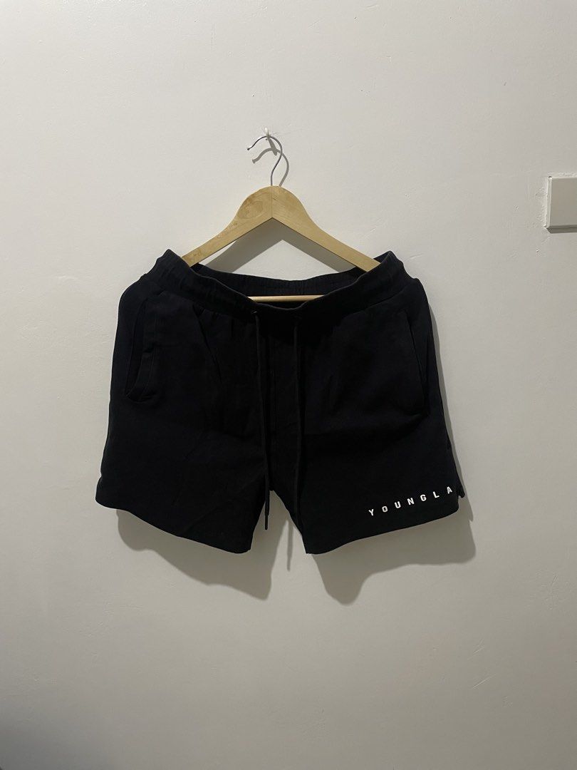 YOUNGLA Black Sweat Shorts (Category: Shorts) located in Manila. Submitted by thrift_by_tons08 (Listing ID 1459206548, Image 1). Description: YOUNGLA SHORT Dimes: Waist: 30 - 34 Length: 15.5 Leghole: 11.5 Price: 1,250 + sf (negotiable) 📍Roxas City, Capiz 5800 🔫 Payment via Gcash 🔫Payment First Policy .