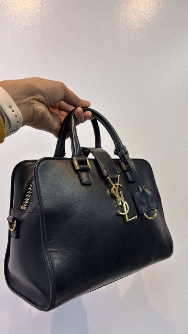 YSL Baby Monogram black cabas bag (Category: Luxury Bags & Wallets) located in Taguig. Submitted by shoppersluxe2394 (Listing ID 1459125744, Image 2). Description: .