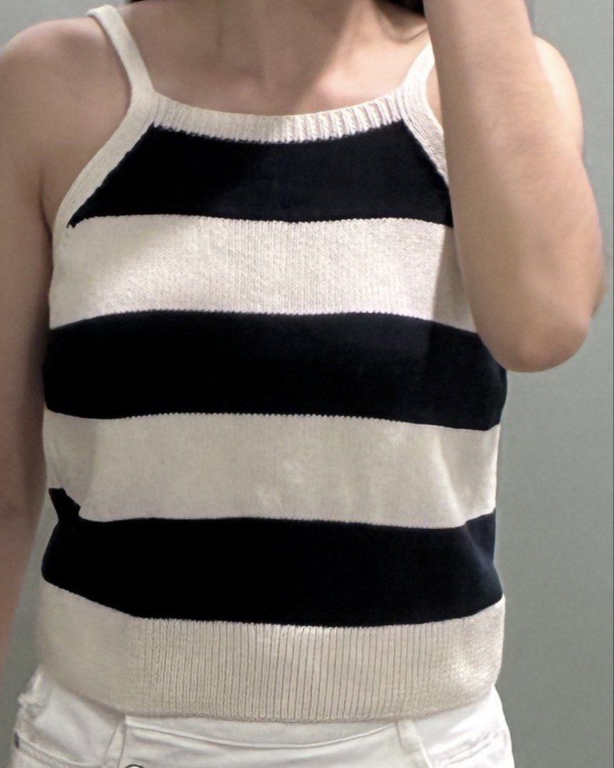 ZARA Striped Knit Tank Top (Category: Sleeveless) located in Quezon City. Submitted by anolymous (Listing ID 1459130755, Image 1). Description: Details: navy and cream striped design, lightweight knit fabric Feel free to message me for more photos or details :).