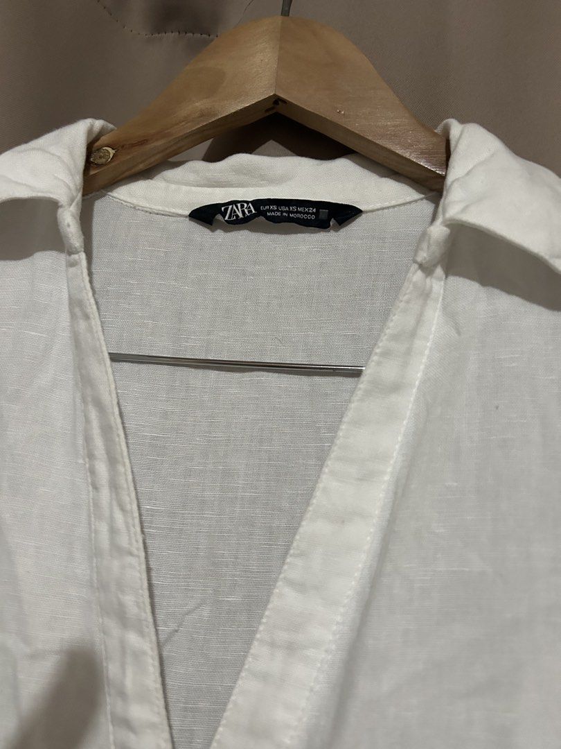 Zara White Linen Tiered Button-Down Maxi Dress (Category: Dresses) located in San Jose. Submitted by abbsc. (Listing ID 1459200801, Image 2). Description: - Zara white linen maxi dress - Short sleeves - Collared neckline - Button-down front with shell buttons - Tiered skirt design - Maxi length - Xs-small - Relaxed fit.