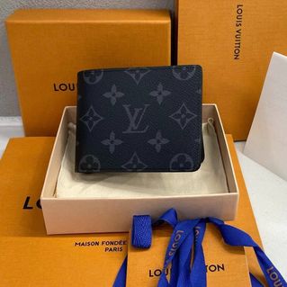 (Category: ) located in . Submitted by luxe.storee (Listing ID 1462965912, Image 1). Description: .