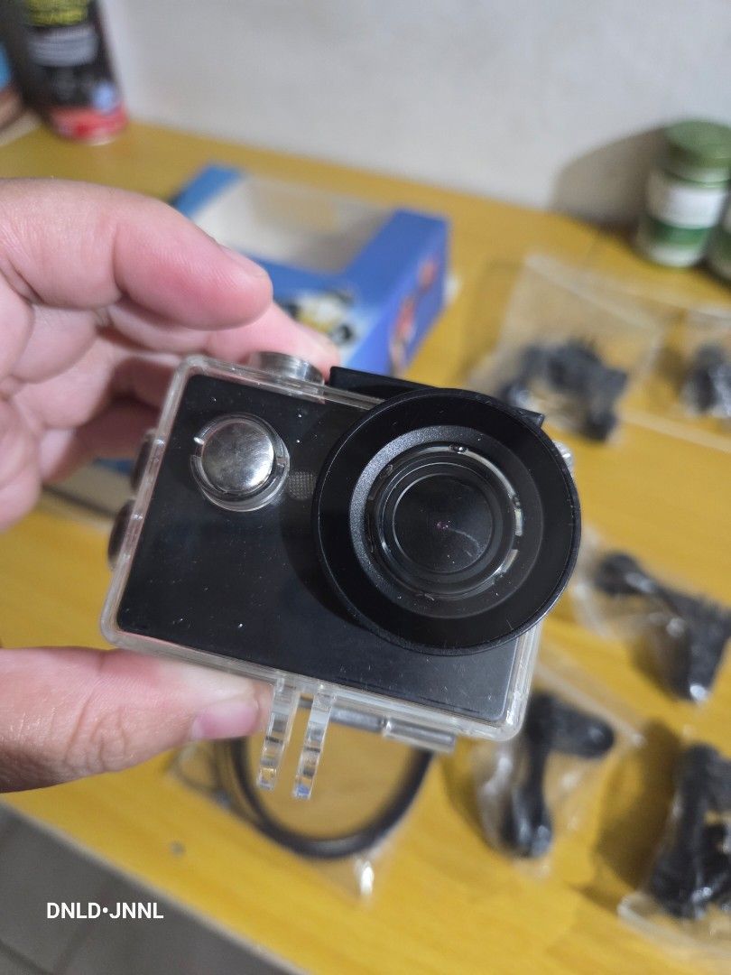 1080p Action Camera (Category: Cameras) located in Quezon City. Submitted by mngkybb (Listing ID 1462943948, Image 1). Description: FOR SALE✨ UNBRANDED 1080P ACTION CAMERA Price: 500 Issues: For Battery Replacement and yung screen nya ay may mga parang marks, pero di nakaka-affect ng quality ng video and picture. Wala na din yung charging cable. Goods sya if need mo camera for helmet mounting or if gusto mo mag start ng vlogging Comes with access