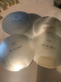（分類：）位於 。 由 disney.queen 提交（商品編號 1462917621，圖片 1）。簡介： 。