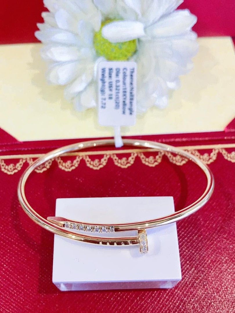 18k HongKong setting gold nail diamond bangle (Category: Bracelets) located in Manila. Submitted by bhelgoldseller2ndaccount (Listing ID 1463116433, Image 2). Description: New!!✨New!!✨New!! 18k HongKong setting Gold 11,300/g 💯pawnable/naisasanla 💯with high appraisal rate 💯good investment 💯Direct supplier price 👉OPEN for resellers 🌺please take time to evaluate their actual sizes and grams 👉Best panggift for all occasions ✅ Sold per grams no