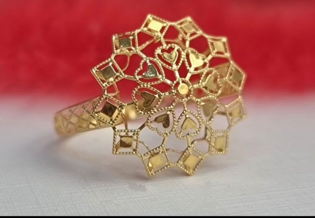 18k yellow gold ring size 5.8 (Category: Rings) located in Quezon City. Submitted by jacquesparkles (Listing ID 1462991988, Image 1). Description: 1gram size 5.8 Last price posted pwd layaway.