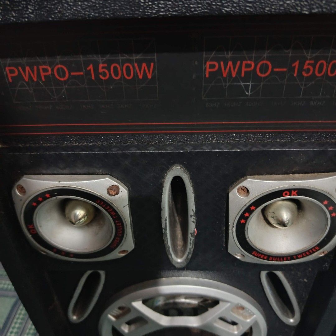 1 set Sound System (1 amplifier, 2 speakers) (Category: Soundbars, Speakers & Amplifiers) located in Quezon City. Submitted by romex_digital (Listing ID 1463015210, Image 2). Description: note: as is, where is basis text for more details 09392675413 - A-One AV-203 Digital Processor Karaoke Amplifier - USB and SD card support - Includes two PWPO-1500W speakers - Includes one 6500D speaker - Ideal for home karaoke sessions - All controls and inputs