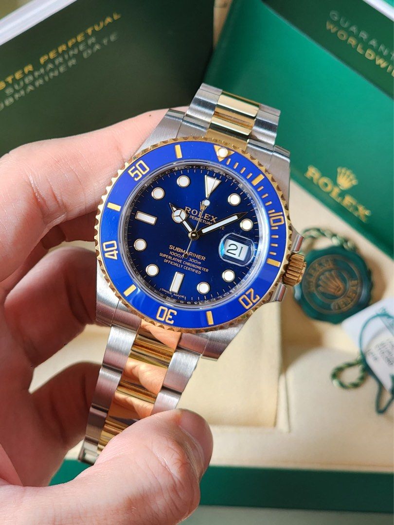 2019 (dec) Rolex Submariner 116613LB “Bluesy” (Category: Luxury Watches) located in Pasig City. Submitted by inverted6_ph (Listing ID 1462975686, Image 3). Description: 2019 (dec) Rolex Submariner 116613LB “Bluesy” One of the last 116613 bluesys to be released 9/10 condition. Mint! Comes complete with inner and outer box, warranty card, booklets and tags Asking 835,000php 📍Viewings can be done on our shop located at the Grove by Rockwell, Pasig 
