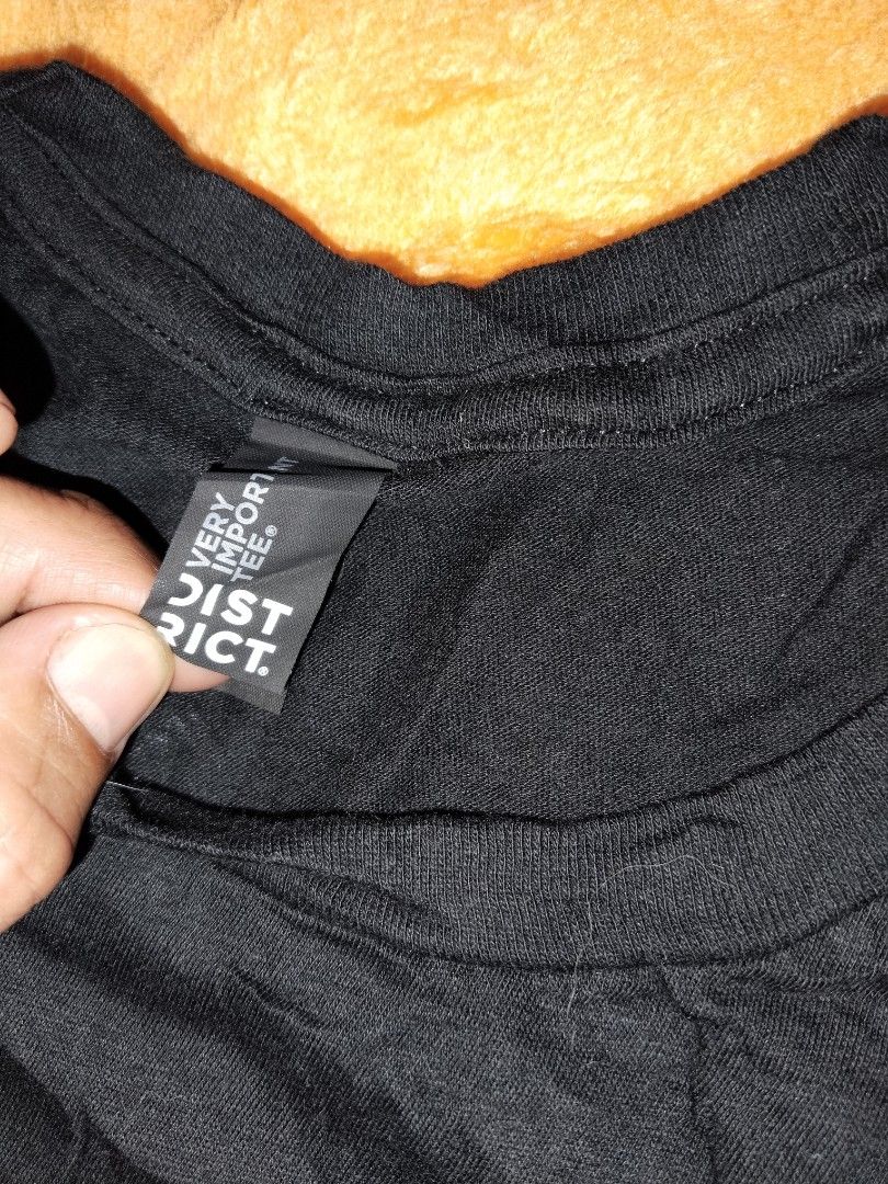 2XL Jack Daniel's T Shirt (Category: Tshirts & Polo Shirts ) located in Mabalacat. Submitted by al_amin_thrift (Listing ID 1463020192, Image 2). Description: 🥃 Jack Daniel's Tennessee Fire T-Shirt — Size 2XL - Brand: District Very Important Tee — Official Jack Daniel's Licensed Design ​ - Design: "Jack Daniel's Tennessee Fire" — Classic label style with flame graphic ​ - Color: Black with Red print ​ - Size: 2XL — loose, comfortable fit ​ - Fabr