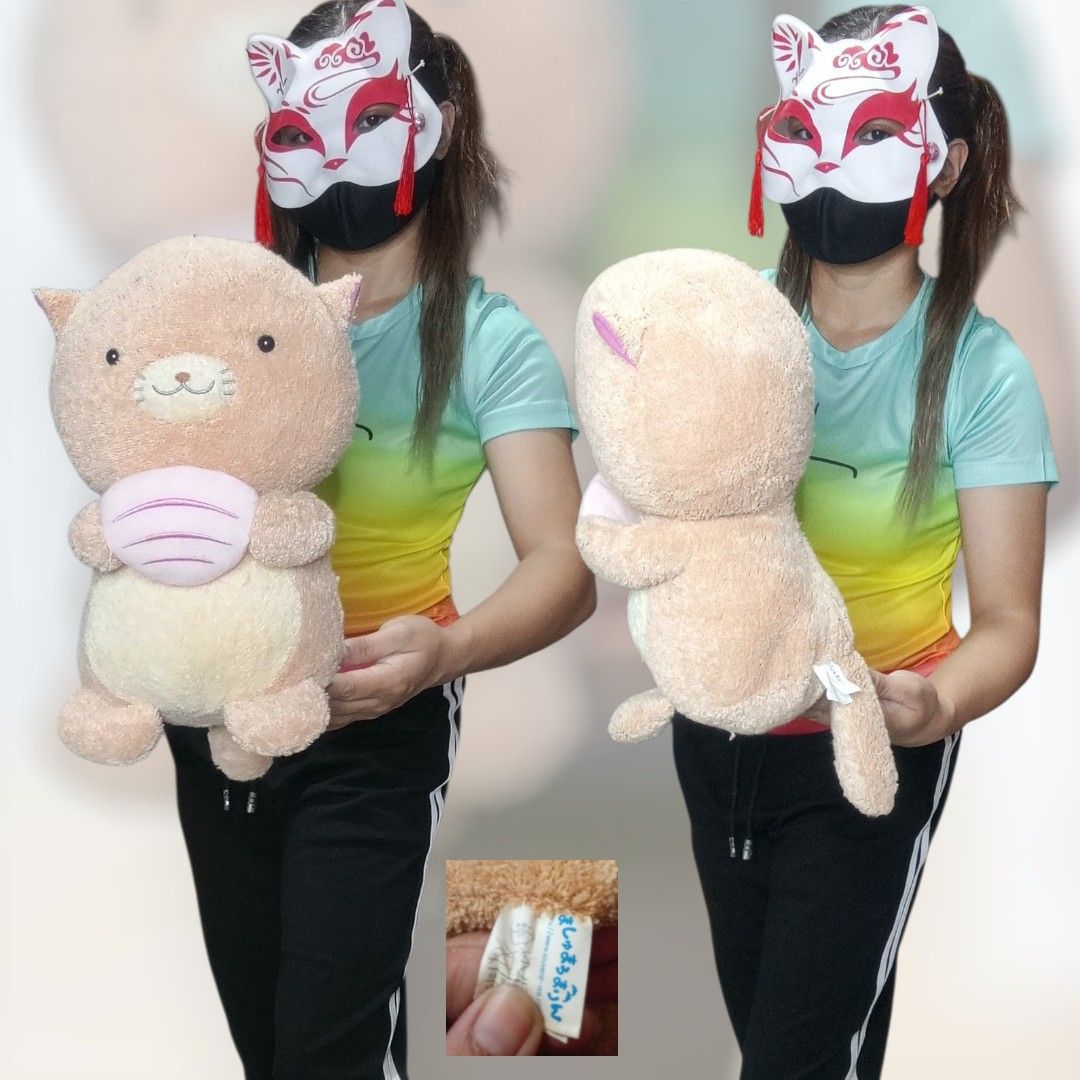 32cm light brown otter holding shell stuffedtoys (Category: Plushies & Soft Toys) located in Echague. Submitted by manikaisabelavarietyshop (Listing ID 1463008242, Image 1). Description: 32cm light brown otter holding shell stuffedtoys.