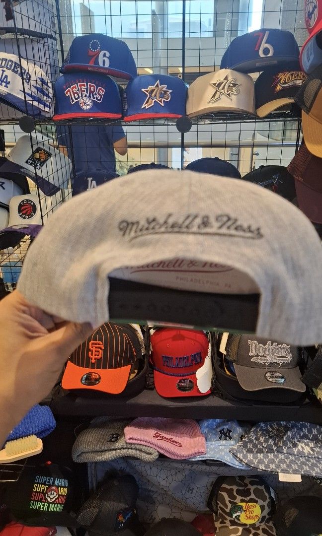 76ers Cap (Category: Caps & Hats) located in Manila. Submitted by sneakerhivemnl (Listing ID 1462928716, Image 3). Description: 76ers Cap by : Mitchell & Ness Brandnew | Legit | Deadstock Location: Paco Manila Store pick up | Lalamove| LBC COP.