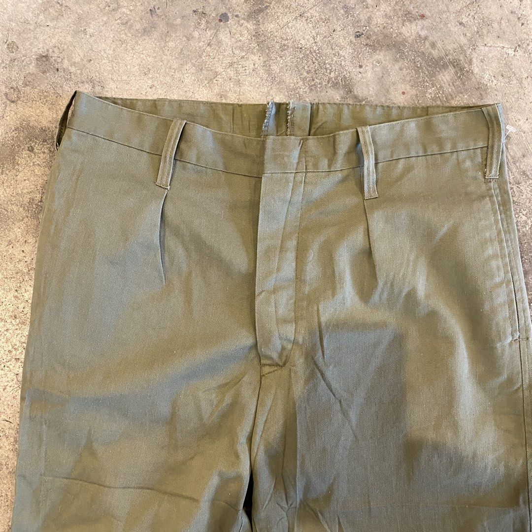 80s MILITARY PANTS (Category: Trousers) located in Zamboanga. Submitted by swayporgy (Listing ID 1462912252, Image 3). Description: .