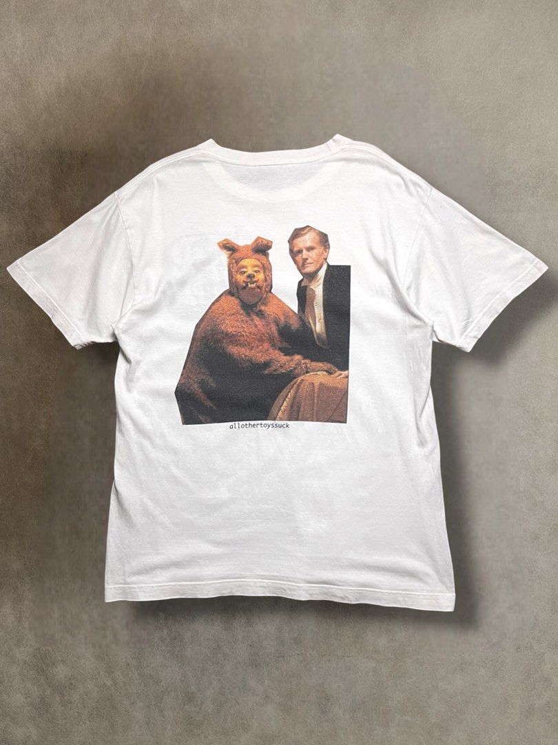 90s Bounty x hunter the shining tee (Category: Activewear) located in Manila. Submitted by killzarchival (Listing ID 1463117877, Image 1). Description: 90s Bounty x hunter the shining tee *Condi:7/10 *Heavy visible sign of using but overall still in good condition Size:Large Pit to pit:21 Length:29 Shoulder:21 Sleeve:8 Hem:22.