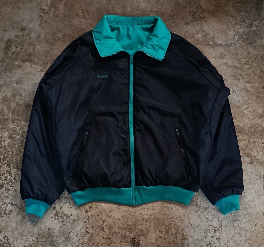 90's COLUMBIA REVERSABLE BOMBER JACKET (Category: Coats, Jackets and Outerwear) located in Las Pinas. Submitted by goonz1747 (Listing ID 1462981386, Image 2). Description: 90's COLUMBIA BOMBER JACKET TEAL/BLACK SIZE LARGE WIDTH 25 LENGTH 27 SLEEVE LENGTH 32 DEAD STOCK CONDI ✔️ AS NEW ✔️ PADED NYLON ✔️ REVERSABLE ✔️ (SWAK SYA PANG CLIMA NG PINAS D GAANUNG KAKAPAL) P3580 Only.
