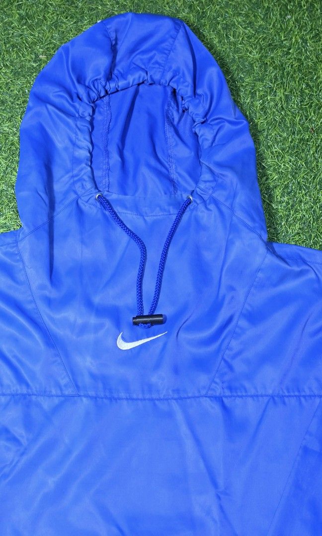 90's NIKE pullover nylons vintage (Category: Coats, Jackets and Outerwear) located in Paranaque City. Submitted by thrift_uel (Listing ID 1463016070, Image 2). Description: COLOR: BLUE CONDITION: 9/10 ISSUE: YELLOW STAIN, STILL GOOD AS NEW RECOMMENDED SIZE: SEE PICTURE.