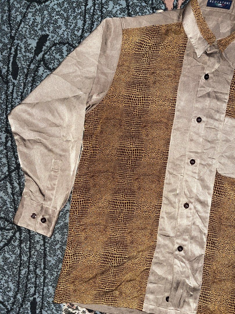 90’s REDENTORE Crocodile Patterned (Category: Formal Shirts) located in Manila. Submitted by kashjulliane (Listing ID 1462968075, Image 3). Description: Brand: REDENTORE Collezione Era: 1990s / Retro Mod Material: 100% Polyester (often featuring a soft, textured finish) Design Features: Asymmetrical patchwork construction, reptile/crocodile skin patterned print, single front utility pocket. Excellent condition Good as new Made in Japan High quali