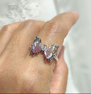 （分類：）位於 。 由 artjade 提交（商品編號 1462992493，圖片 1）。簡介： 。