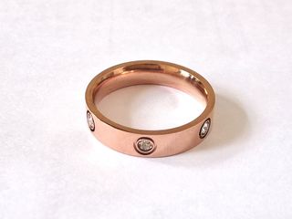 （分類：）位於 。 由 scm.scm 提交（商品編號 1462903746，圖片 1）。簡介： 。