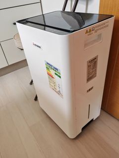 （分類：）位於 。 由 cs2bcs2b 提交（商品編號 1463025638，圖片 1）。簡介： 。