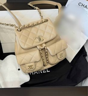 (Category: ) located in . Submitted by millen.outlet (Listing ID 1463111602, Image 1). Description: .