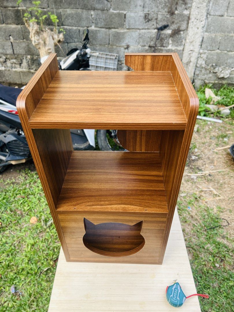 🐱 CAT BED + SIDE TABLE + COFFEE TABLE — ALL IN ONE! (Category: Homes & Other Pet Accessories) located in Davao. Submitted by casadekuting (Listing ID 1463012706, Image 3). Description: 🐱 CAT BED + SIDE TABLE + COFFEE TABLE — ALL IN ONE! A stylish piece of furniture for both you and your fur babies. 🐾 📐 Size: 81 × 44 × 35 cm 🪵 Material: 18mm Marine Laminated Plywood ✨ Durable laminated finish 🐱 Spacious cat hideaway ☕ Doubles as a bedside / 