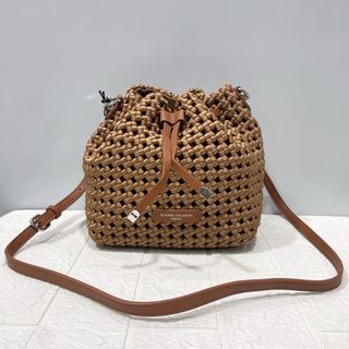 （分類：）位於 。 由 doota_mall 提交（商品編號 1462894888，圖片 1）。簡介： 。