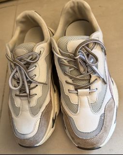 由 c100c (刊登 ID 1462945389，圖片 1) 提交，位於 的 (類別：)，說明：。