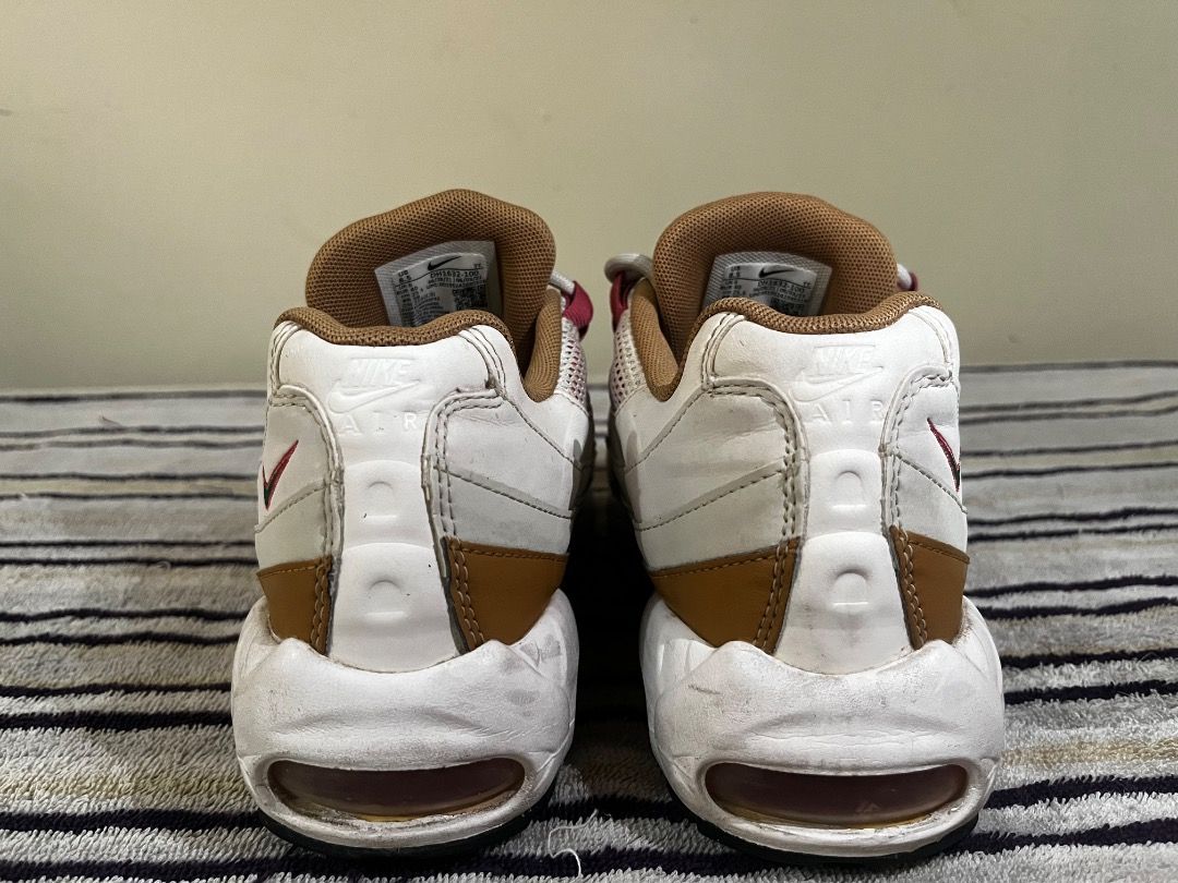 👟 NIKE AIR MAX 95 POWERWALL “BRS” — PRE-LOVED (Category: Sneakers & Footwear) located in Santa Rosa. Submitted by footstephh (Listing ID 1462901399, Image 3). Description: Style Code: DH1632-100 Size: Women’s US 8.5 Colorway: White Wheat Condition: Worn only twice Selling Price: ₱7,000 Original Retail: US$180 (approx Php 10,300) Selling because the size is too small for me. 📌 Minor issue: The tip of the shoelace was chewed by my dog. The damage