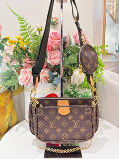 (Category: ) located in . Submitted by luxshare_preloved_ (Listing ID 1463016021, Image 1). Description: .