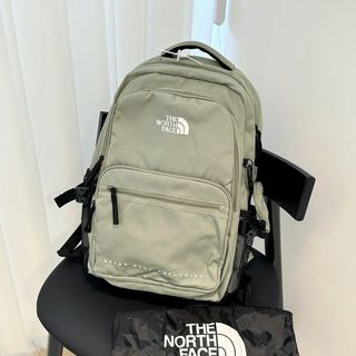 （分類：）位於 。 由 ntebihacer23070 提交（商品編號 1462929236，圖片 1）。簡介： 。