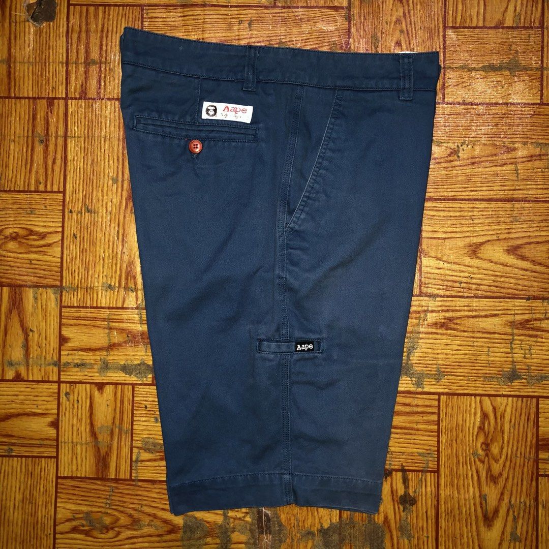AAPE SHORT (Category: Chinos) located in Dasmarinas. Submitted by cornyxmessy (Listing ID 1463061455, Image 2). Description: waist. - 35 length - 21.
