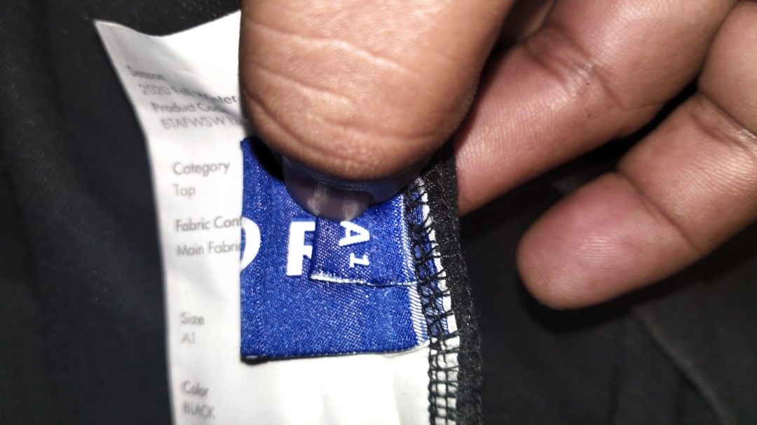 Ader error crewneck (Category: Coats, Jackets and Outerwear) located in Bulacan. Submitted by ryldeal030912 (Listing ID 1463041861, Image 3). Description: excellent condition size a1 22" width 27" lenght.
