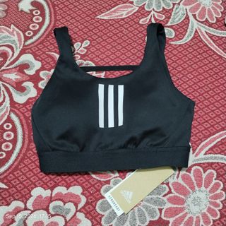 (Category: ) located in . Submitted by whowannashoppe (Listing ID 1463087019, Image 1). Description: .