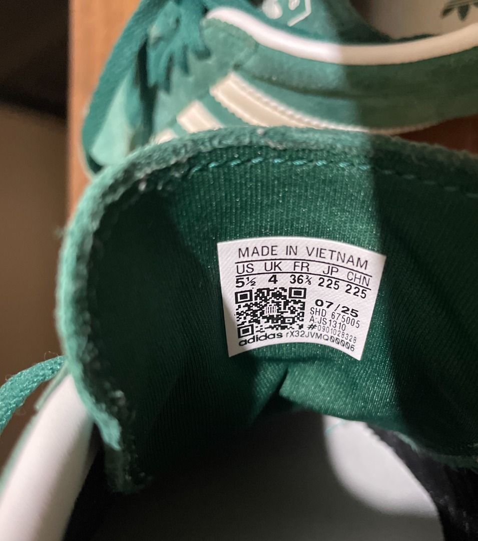 Adidas Gazelle Lo Pro (Category: Sneakers) located in Naga. Submitted by juvelynp (Listing ID 1462943627, Image 3). Description: - Authentic Adidas Gazelle sneaker - Color: Collegiate Green/Cloud White/Gum 3 - Material: Suede - Fastening: Laces - Toe Type: Closed Toe - Toe Shape: Round - Made in Vietnam - Size: US 5.5 (UK 4, FR 36.5, JP 225, CHN 225) - Ideal for casual wear - Very minimal sign of usage only - RFS: Switching to a smaller size Feel