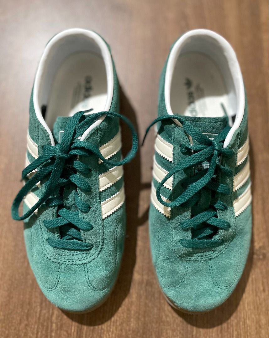 Adidas Gazelle Lo Pro (Category: Sneakers) located in Naga. Submitted by juvelynp (Listing ID 1462943627, Image 1). Description: - Authentic Adidas Gazelle sneaker - Color: Collegiate Green/Cloud White/Gum 3 - Material: Suede - Fastening: Laces - Toe Type: Closed Toe - Toe Shape: Round - Made in Vietnam - Size: US 5.5 (UK 4, FR 36.5, JP 225, CHN 225) - Ideal for casual wear - Very minimal sign of usage only - RFS: Switching to a smaller size Feel