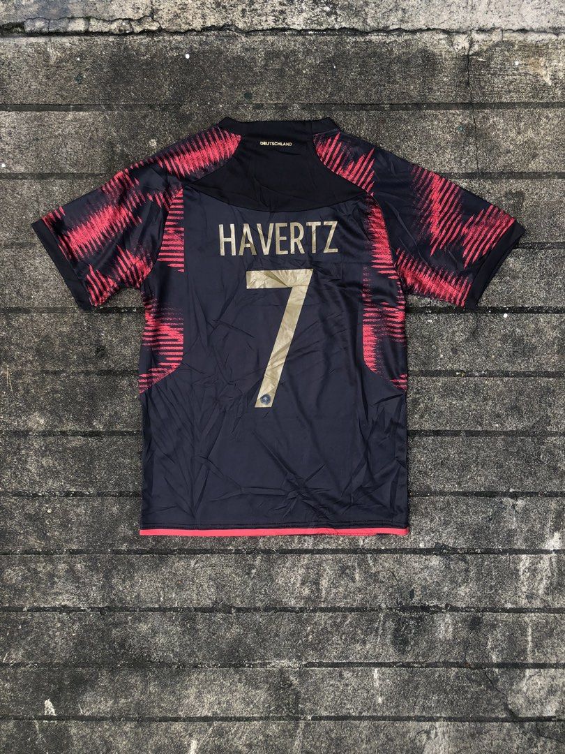 ADIDAS JERSEY HAVERTZ (Category: Activewear) located in Mabalacat. Submitted by makithrift30 (Listing ID 1462981382, Image 2). Description: DIMES: 21x28.5 CONDITION: 9.7/10 COLOR RATE: 9.7/10 ISSUE: NONE .