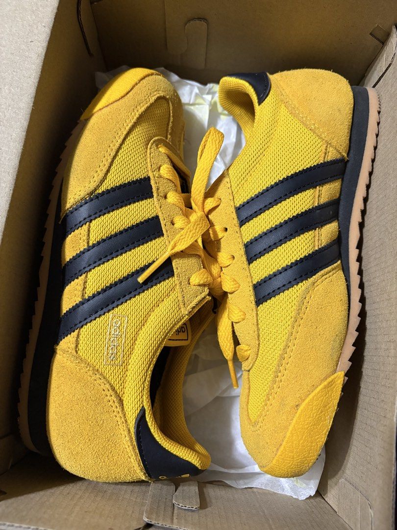 Adidas R71 (Category: Sneakers) located in Porac. Submitted by Nini_02 (Listing ID 1463062092, Image 1). Description: Adidas R71 in yellow colorway Size: 4us mens 3.5 uk 36 euro 22 cm 100% authentic 3x lang nasuot No issue Clean With box Rfs: Decluttering, too many shoes .