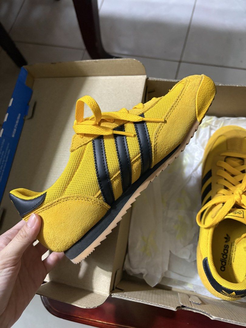 Adidas R71 (Category: Sneakers) located in Porac. Submitted by Nini_02 (Listing ID 1463062092, Image 3). Description: Adidas R71 in yellow colorway Size: 4us mens 3.5 uk 36 euro 22 cm 100% authentic 3x lang nasuot No issue Clean With box Rfs: Decluttering, too many shoes .