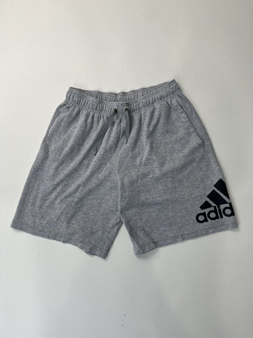 Adidas Shorts (Category: Shorts) located in Makati City. Submitted by ufcknwthbst (Listing ID 1463017314, Image 2). Description: 19 inch length 9.5/10 condition No issue.