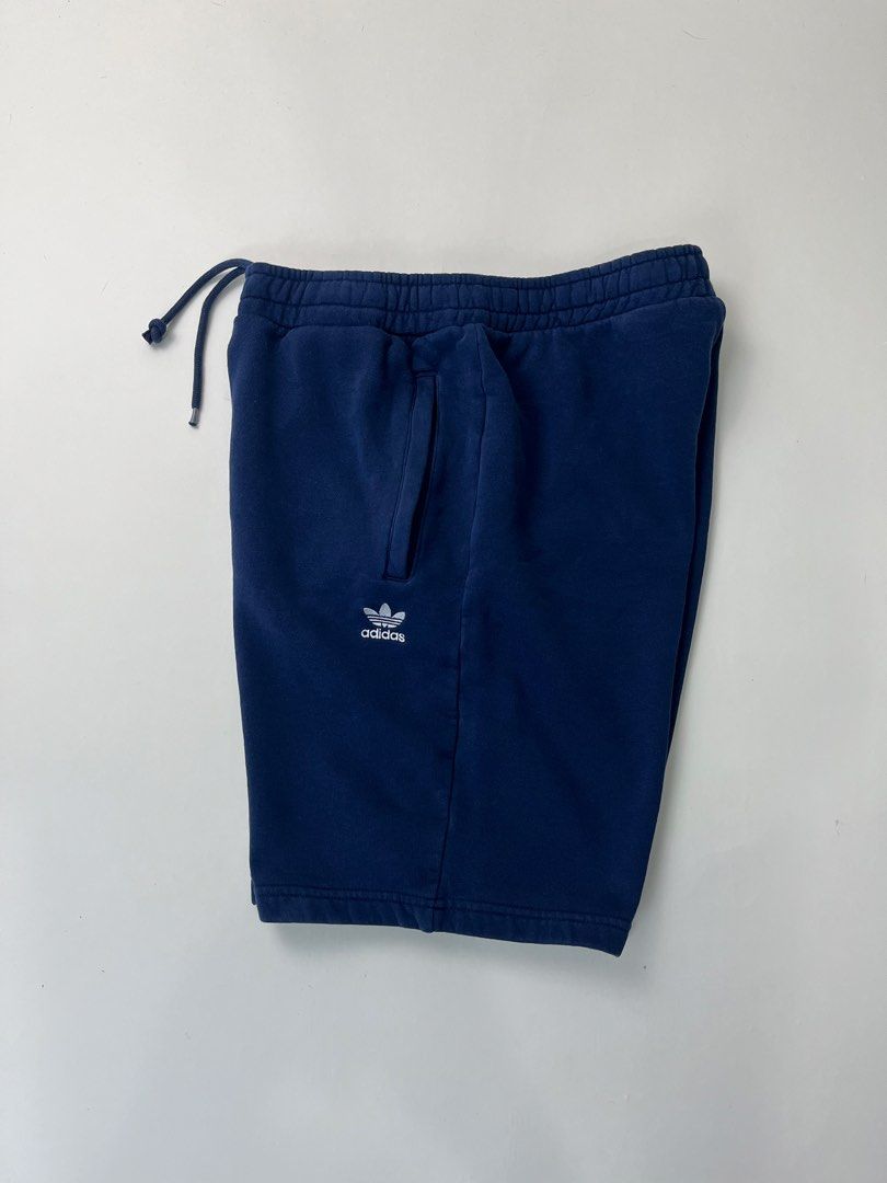 Adidas Shorts (Category: Shorts) located in Makati City. Submitted by ufcknwthbst (Listing ID 1463017476, Image 2). Description: 20 inch length 9.5/10 condition No issue.