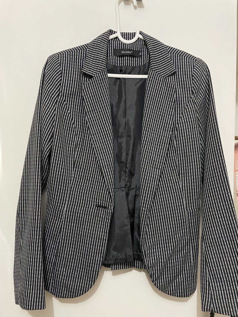 Alexane Striped Blazer Jacket (Black) (Category: Coats, Jackets and Outerwear) located in Quezon City. Submitted by aikkosan (Listing ID 1462982083, Image 1). Description: - Classic black and white striped blazer from Alexon. - Single button closure at the front. - Decorative button detail on the back. - Versatile for work or smart casual outfits. - Fully lined for a comfortable fit..